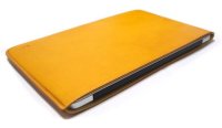 buzzhouse design Handmade leather case for MacBook Air11 Camel (Made in Japan)