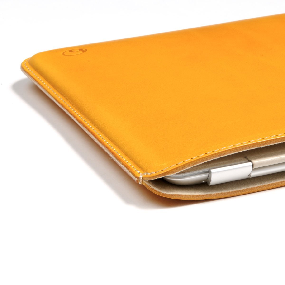 Photo3: buzzhouse design Handmade leather case for iPad 2022 Camel (Made in Japan)
