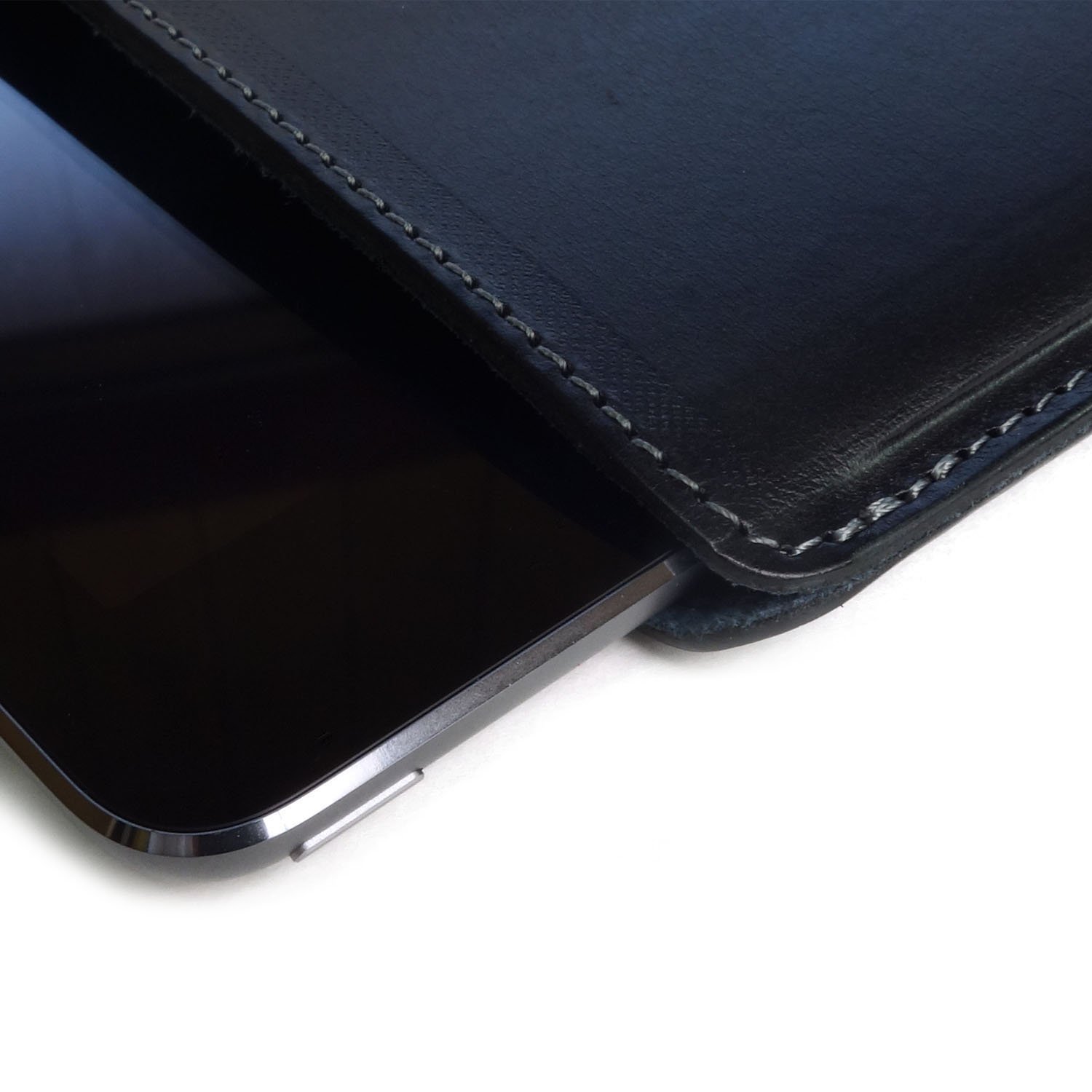 Photo4: buzzhouse design Handmade leather case for iPad Air Black (Made in Japan)